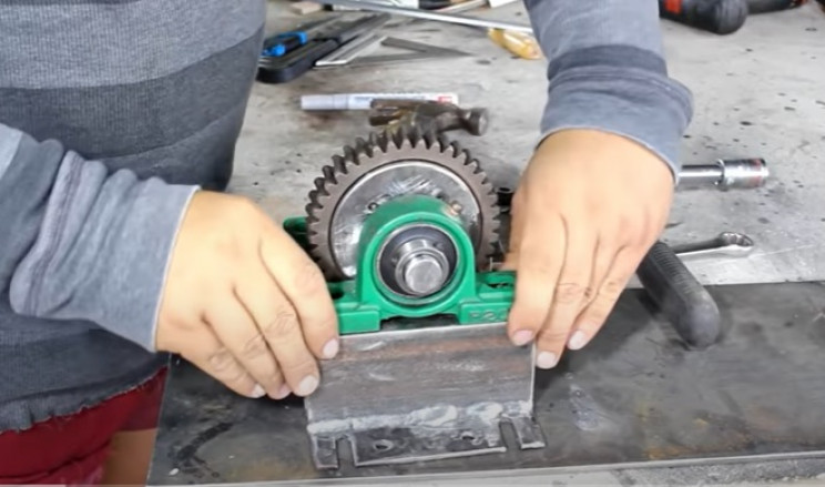 diy hoist gear
