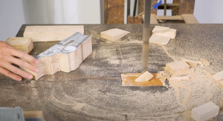 diy wooden rifle cut outs
