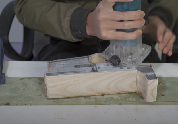 diy wooden sniper rifle route firing mech
