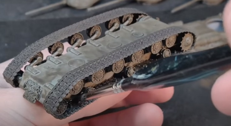 diy t-34 paint tracks