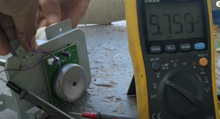 diy wind turbine test motor