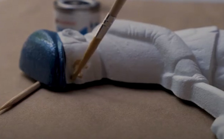 diy vintage golfer restore face