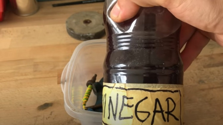 handcrank grinder restore vinegar
