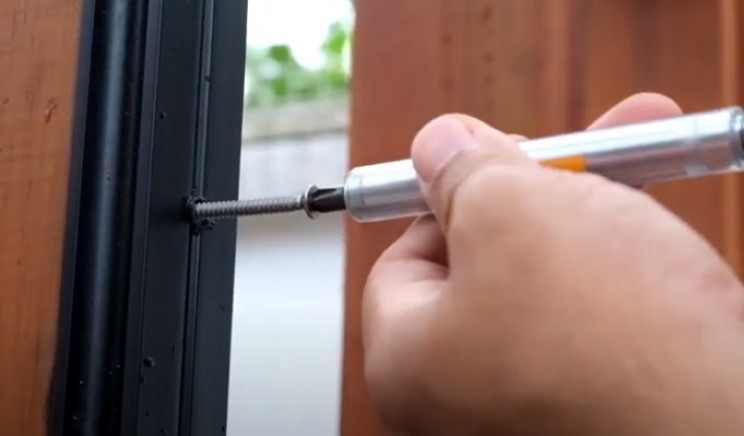 diy garden shed fixings