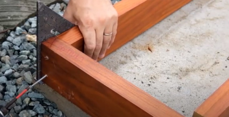 diy garden shed screw timbers