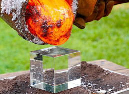 YouTuber Pours Molten Aluminum on Glass Structures and the Result is Mesmerizing