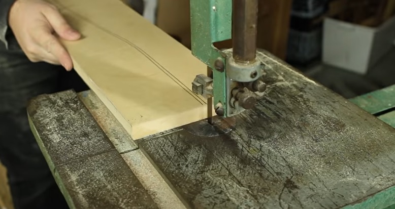 diy wooden bike stays mold
