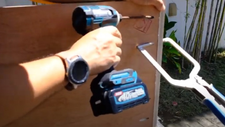 diy drop box assemble main box