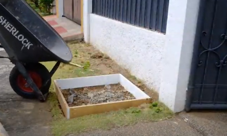 diy post box foundation