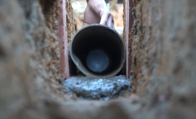 lake dam pipe