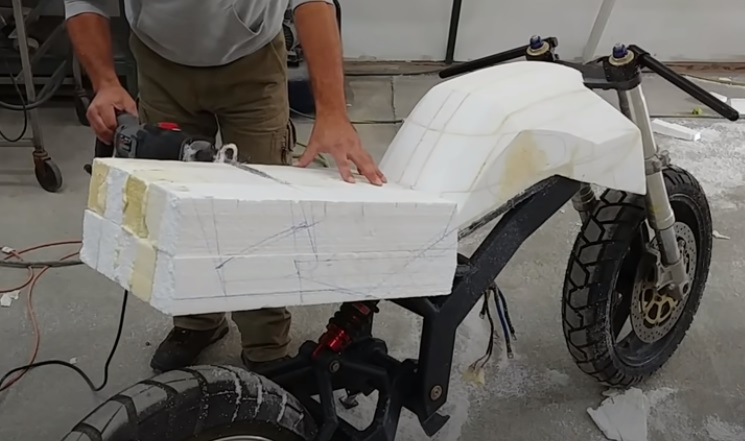 diy streetfighter ev bike saddle form