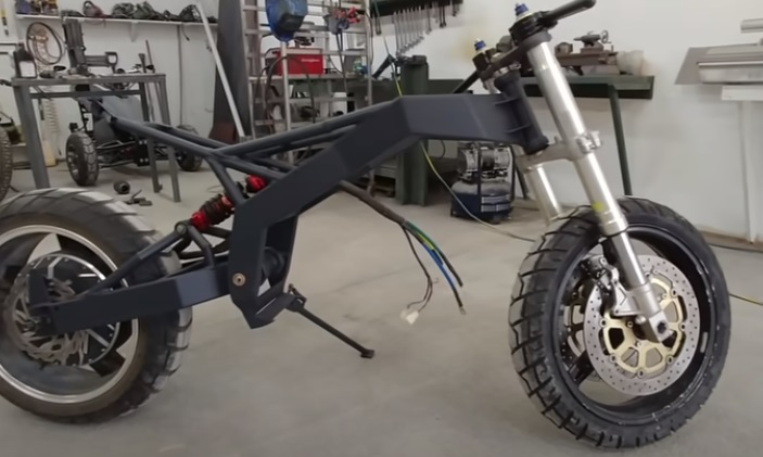 diy streetfighter ev bike main assembly