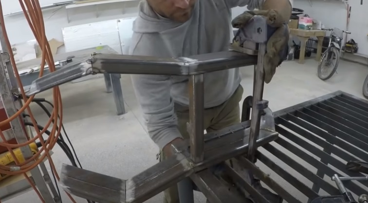 diy streetfighter bike welding