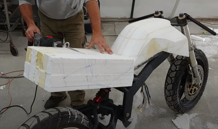 diy streetfighter ev bike saddle form