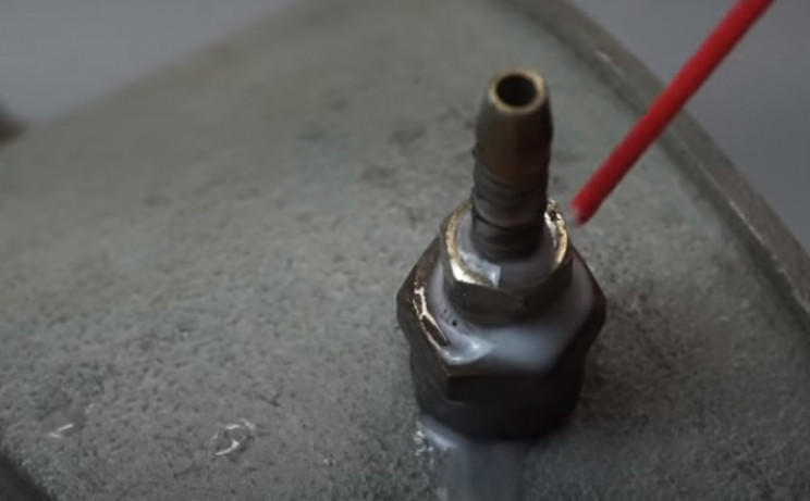 diy pressure gauge restore lubricant