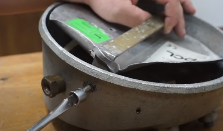 diy pressure gauge restore remove screws