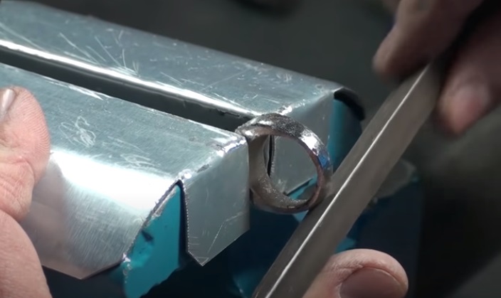 diy nut ring rough ring shape