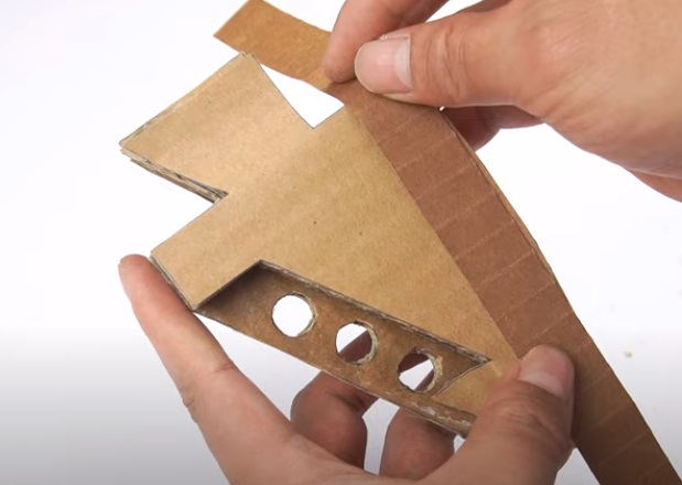 diy cardboard gun butt deco