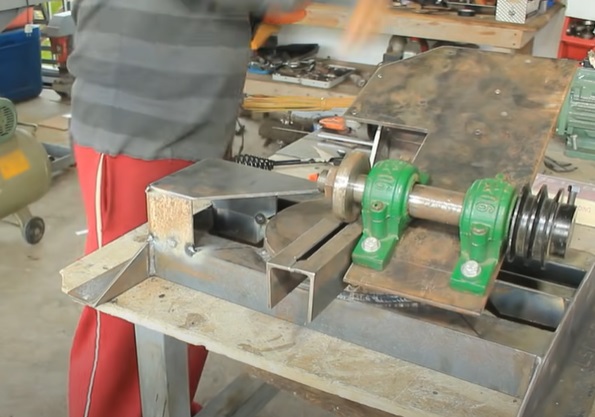 combo miter table saw cap