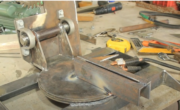 combo miter and table saw latch