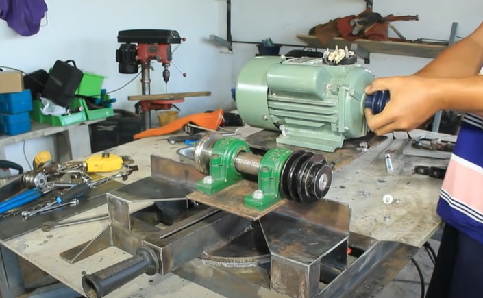 miter table saw mount motor