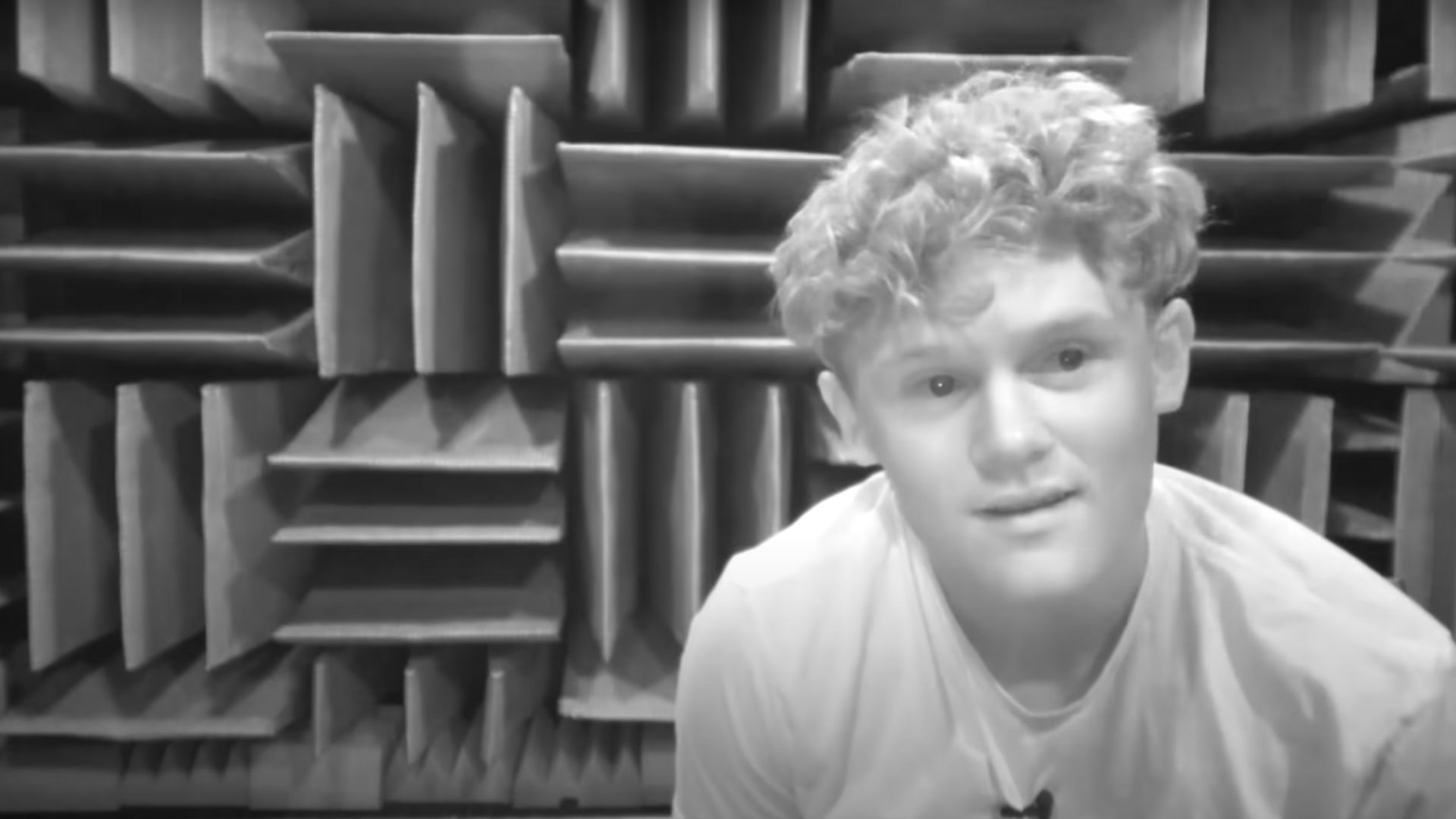 YouTuber Tries to Survive 'the World's Quietest Room'
