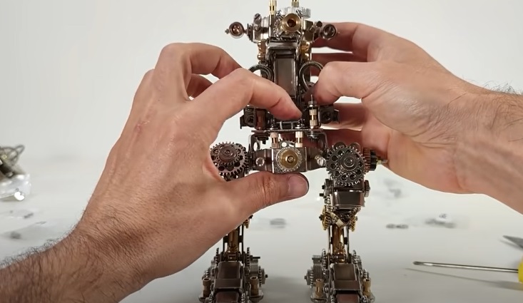 diy 3d mech model torso to legs